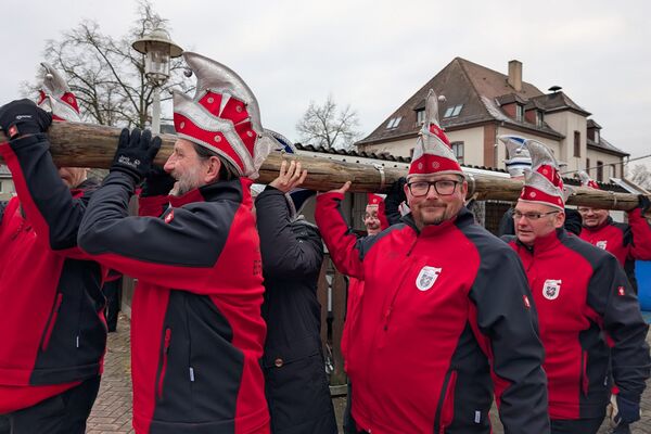 Narrenbaumstellen und Verleihung des Mörscher Maurerordens am 11.01.2026